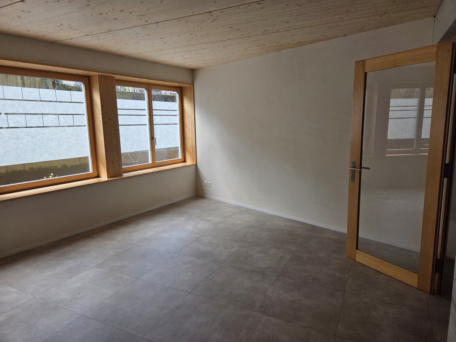 36m² commercial