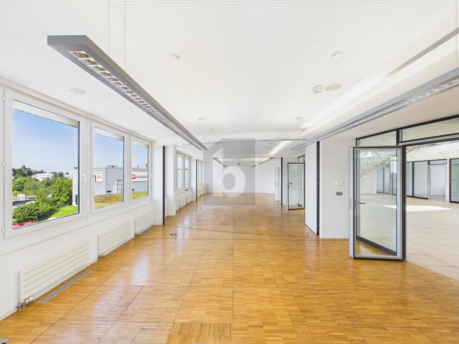 1835m² industrial object
