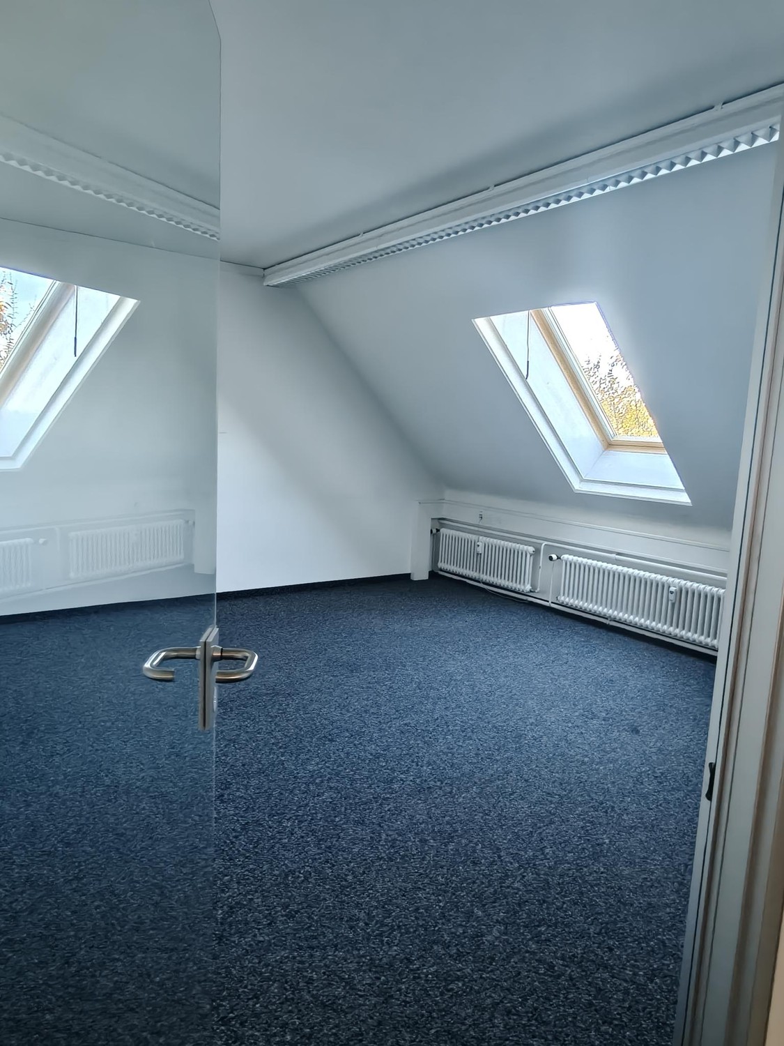 365m² office, Foto 1 von 10