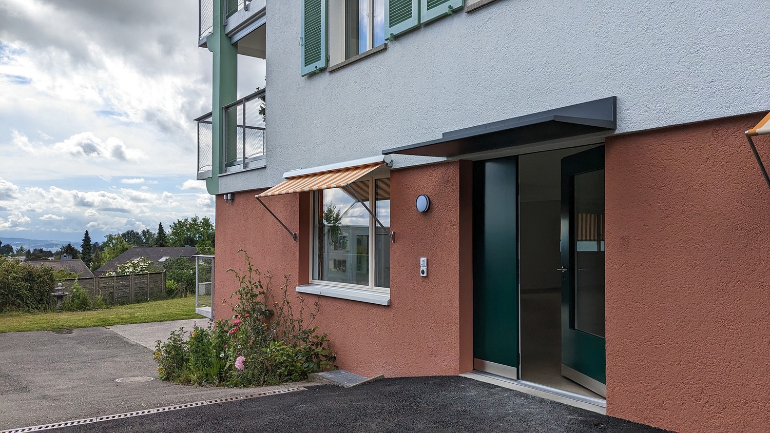 Commercial, Foto 4 von 8