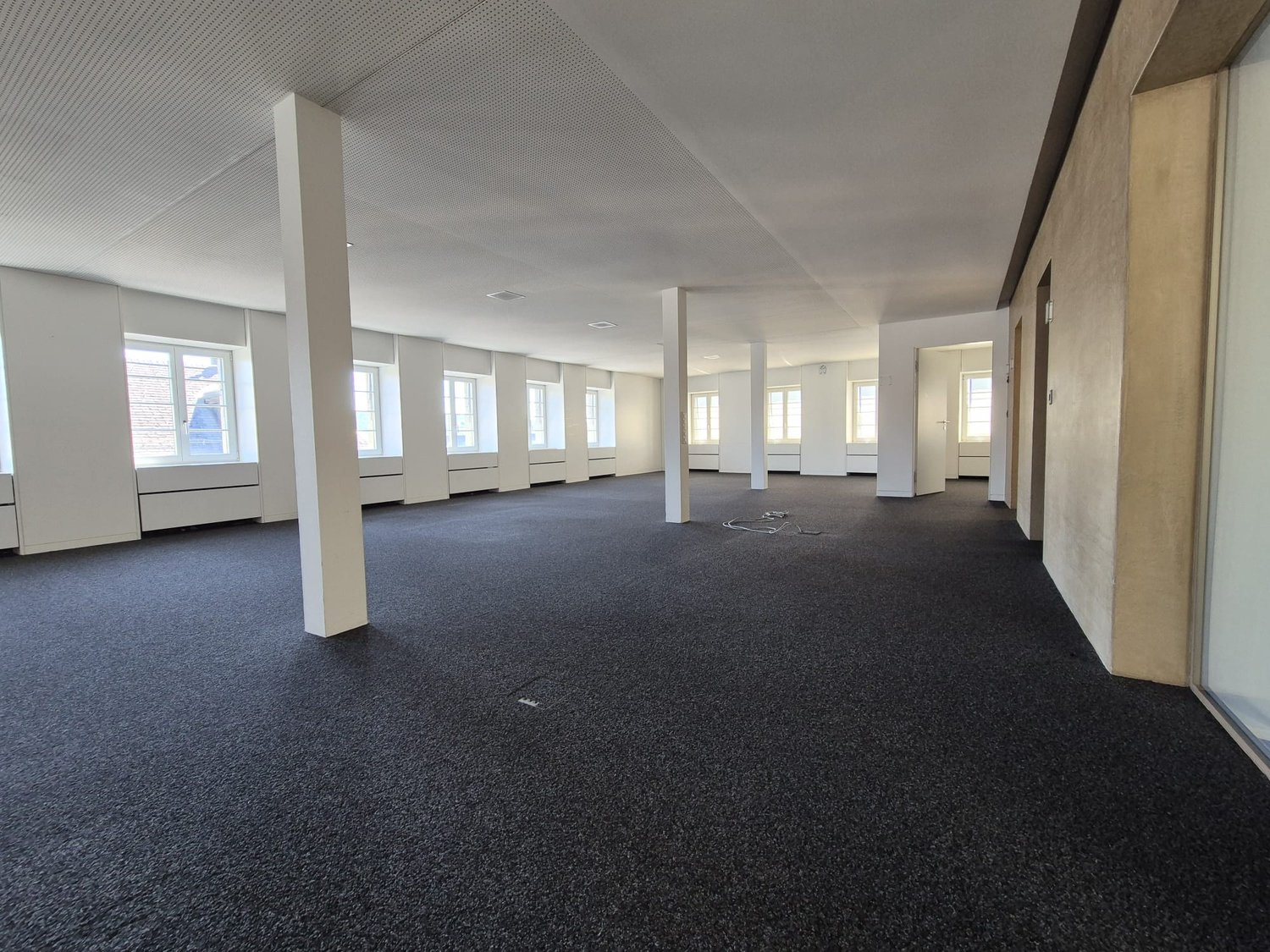 Office, Foto 3 von 8
