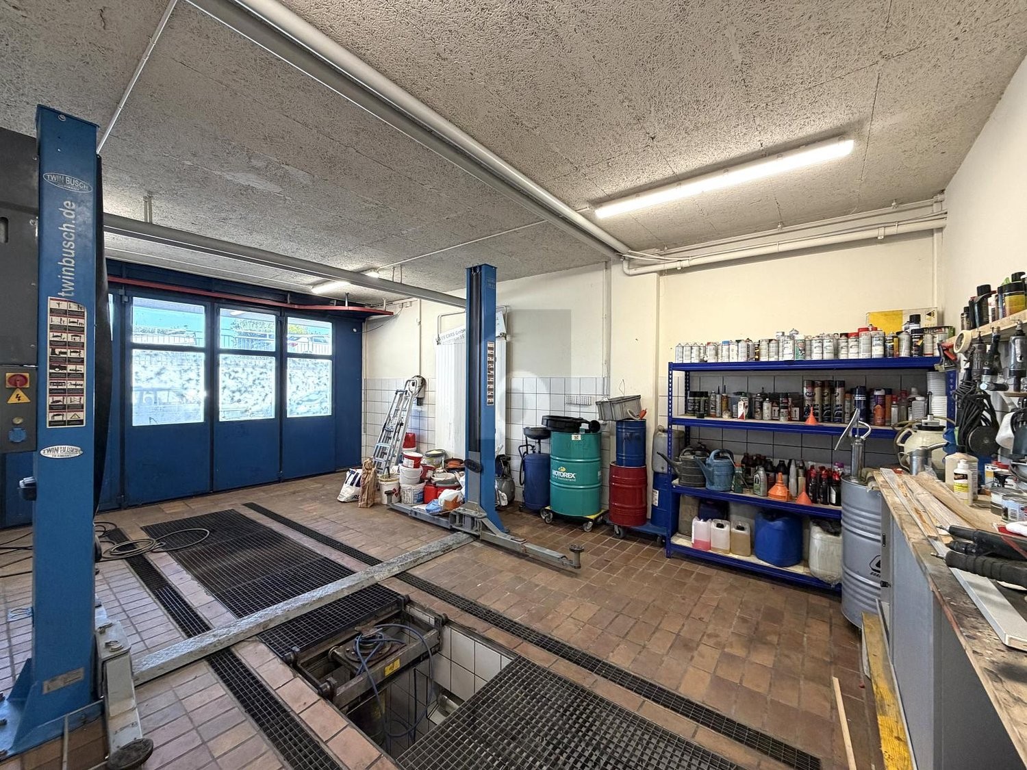 350m² atelier