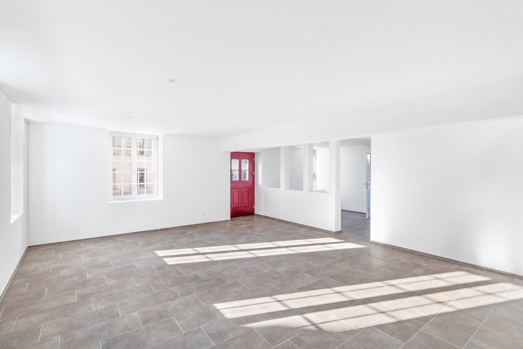 73m² commercial, Foto 1 von 10