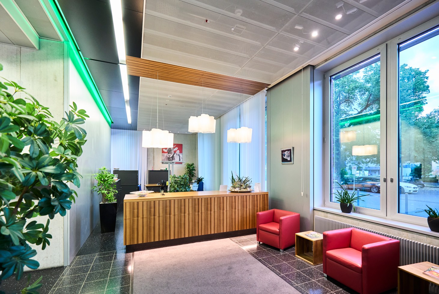 828m² bureau