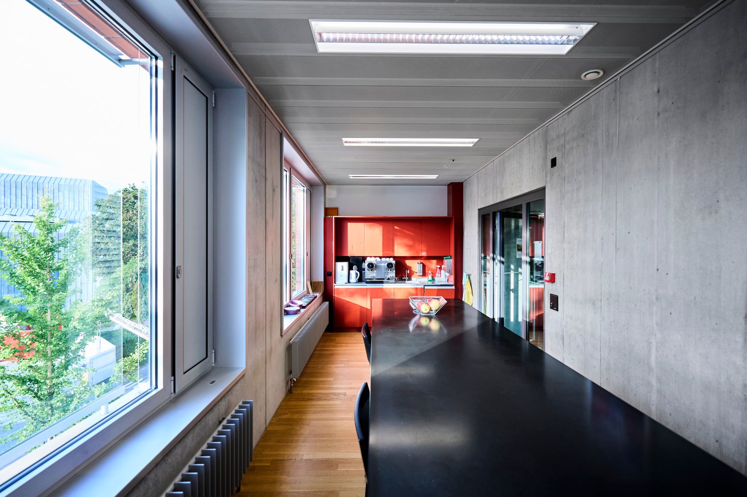 828m² bureau