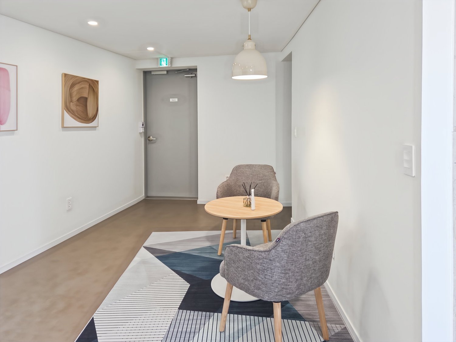 300m² office, photo 5 of 10