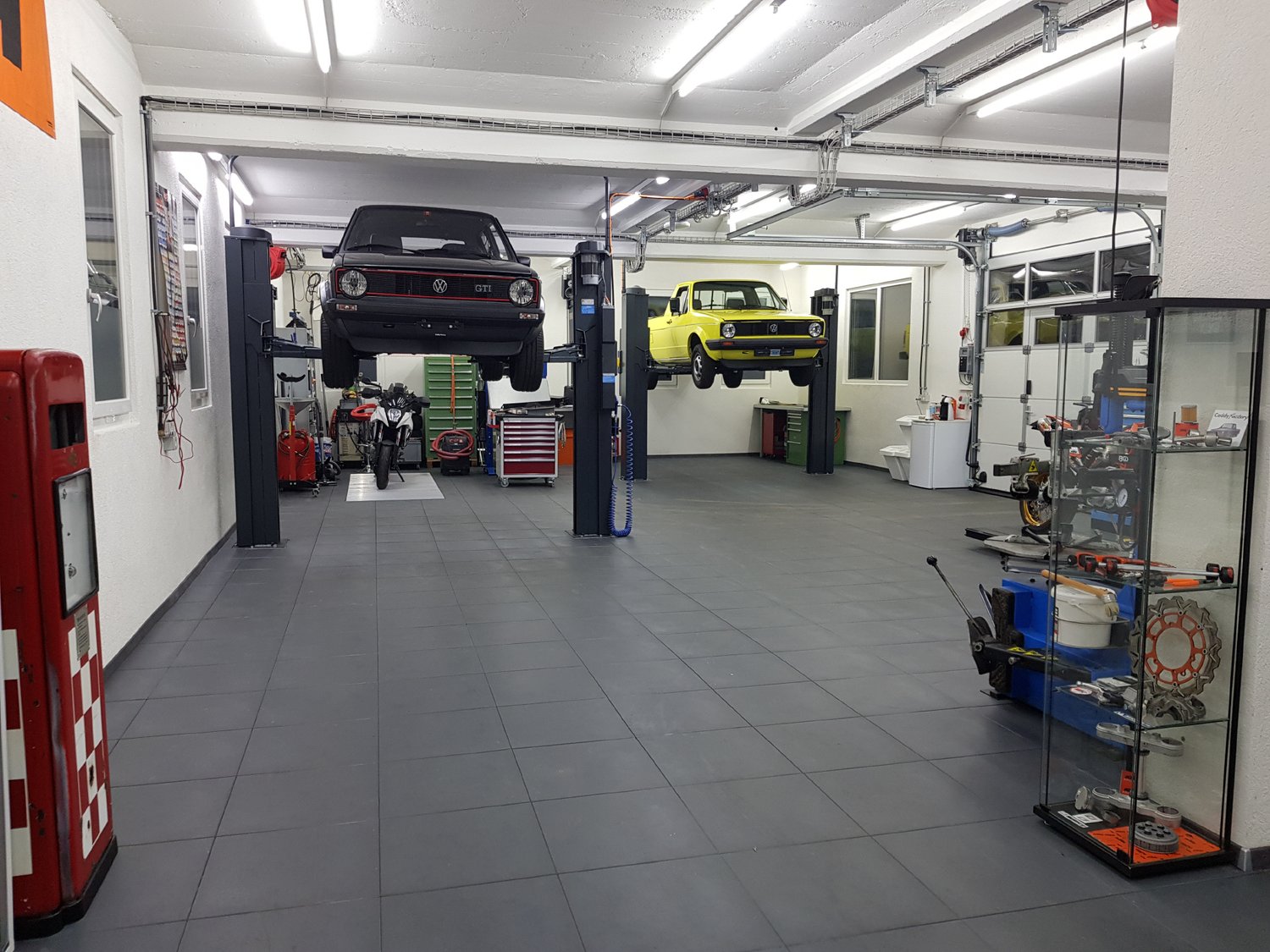 143m² officina, foto 9 di 10