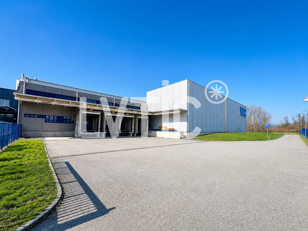 7200m² Lagerraum, Foto 1 von 10