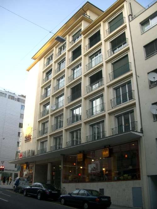 210m² ufficio, foto 1 di 2