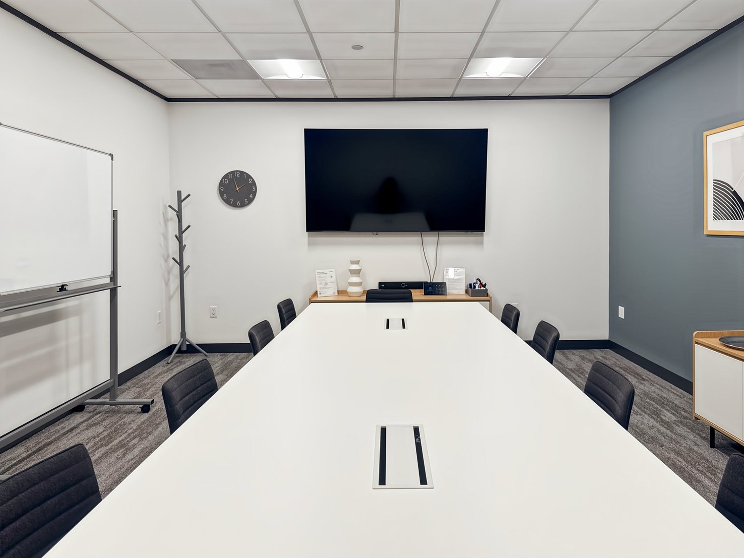 220m² ufficio, foto 1 di 9
