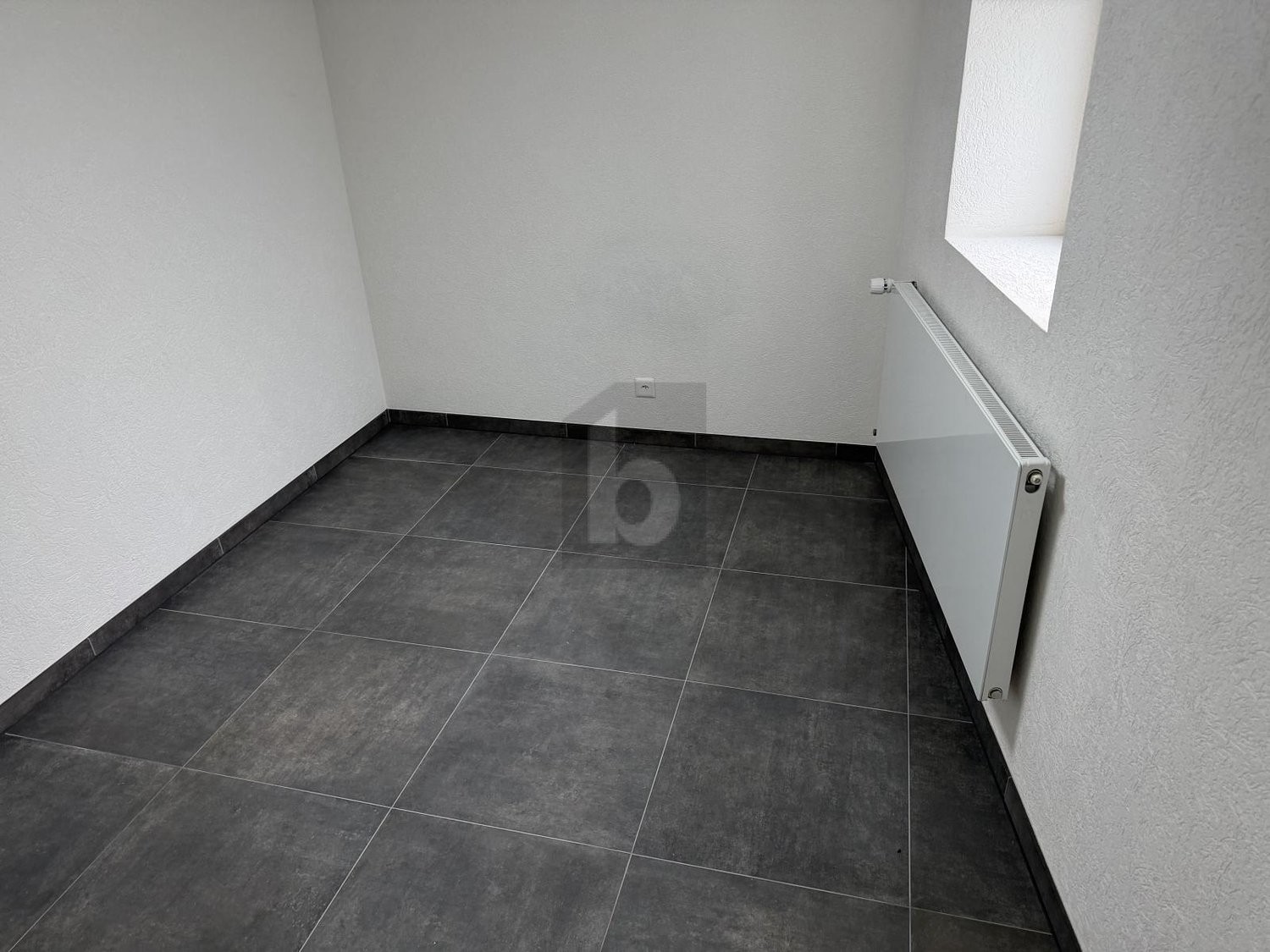 50m² ufficio, foto 1 di 4