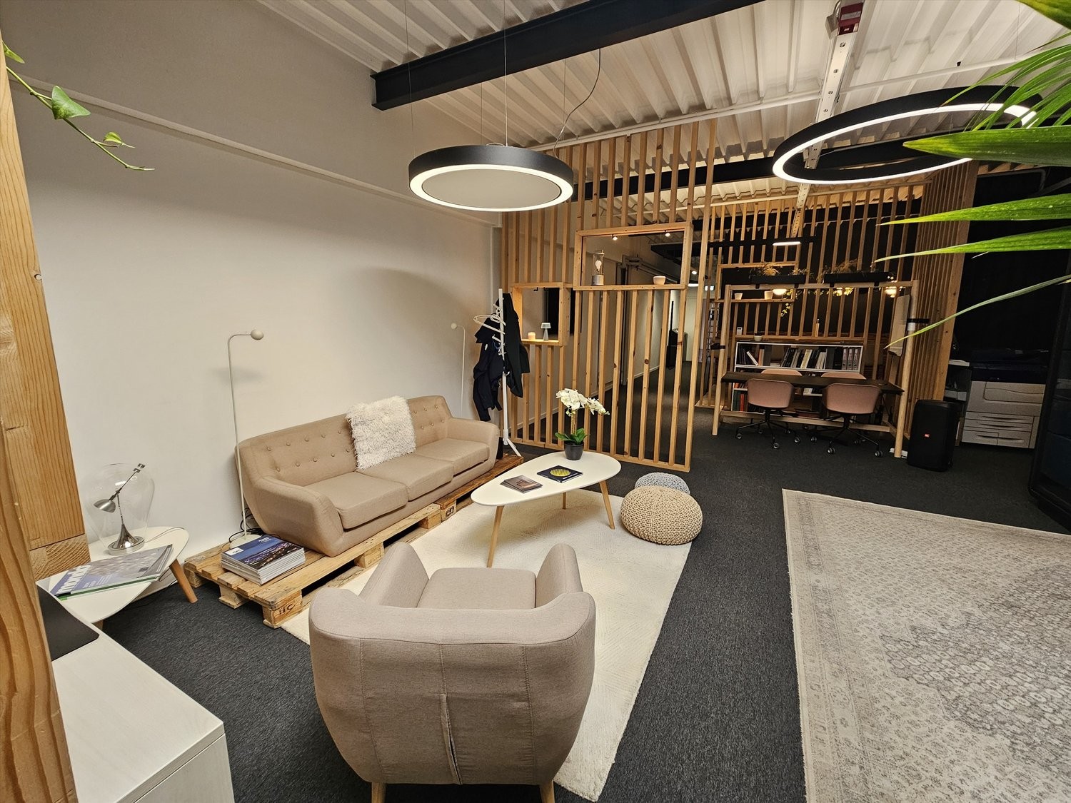 190m² Büro