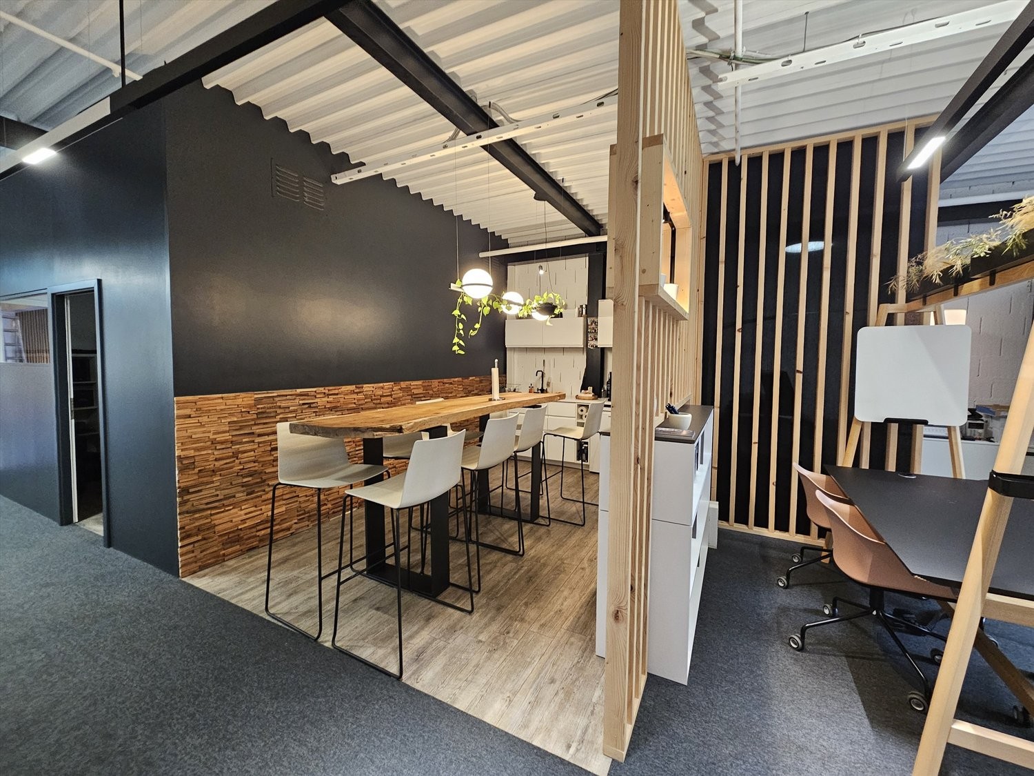 190m² Büro