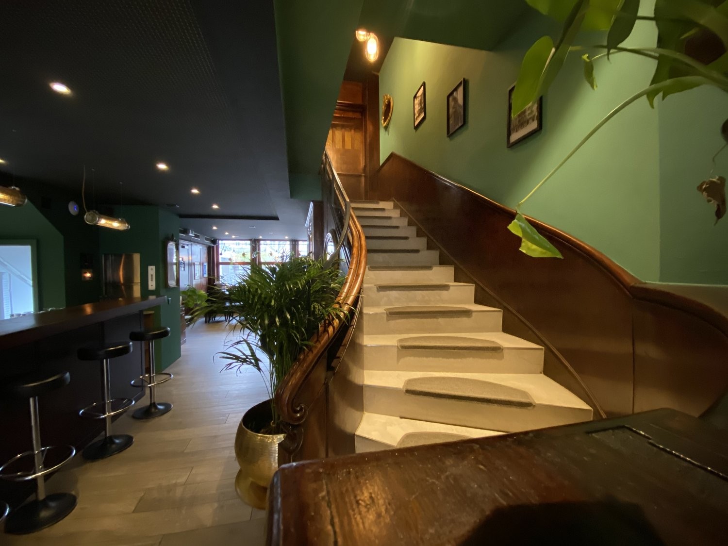 87m² restaurant