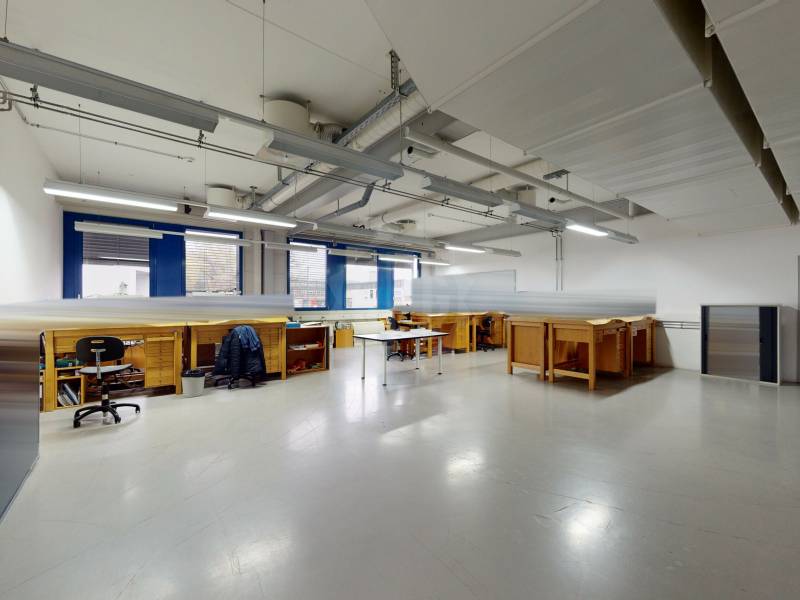 1200m² Industrieobjekt, Foto 6 von 9