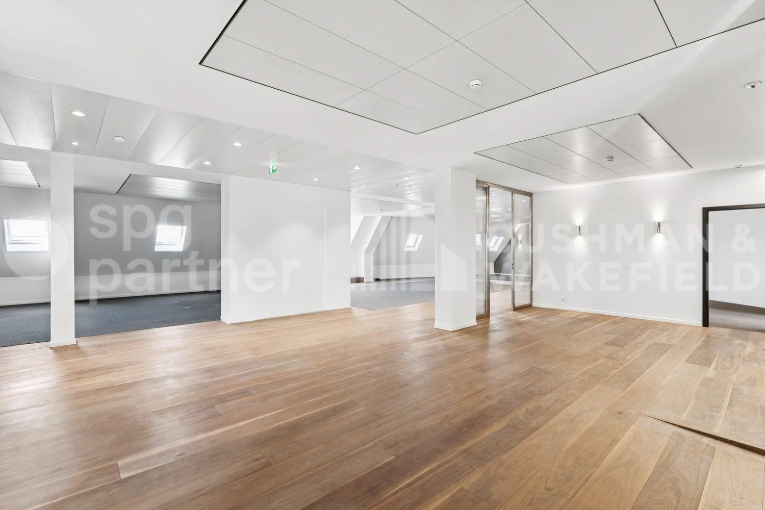 335m² Büro, Foto 9 von 10