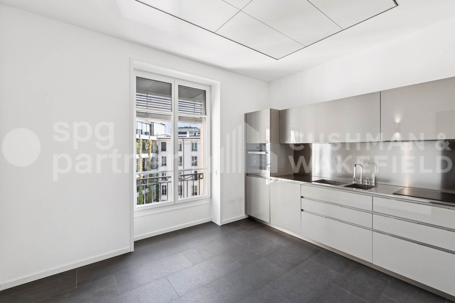 335m² Büro, Foto 5 von 10