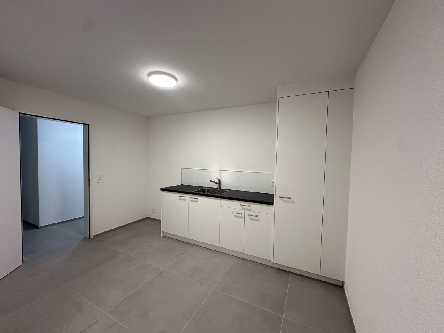 149m² commercial
