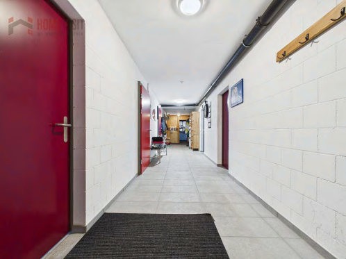 800m² commercial, Foto 1 von 10