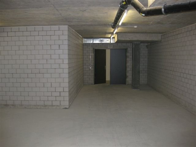 Locale di deposito di 52m², foto 3 di 5