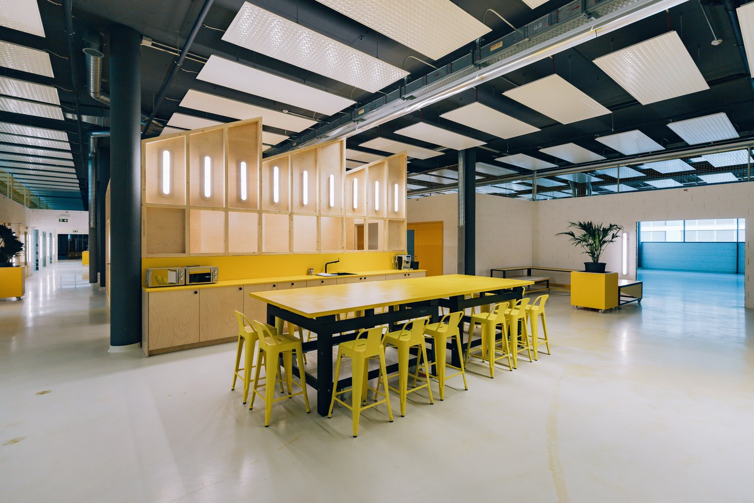 50m² atelier, Foto 1 von 2