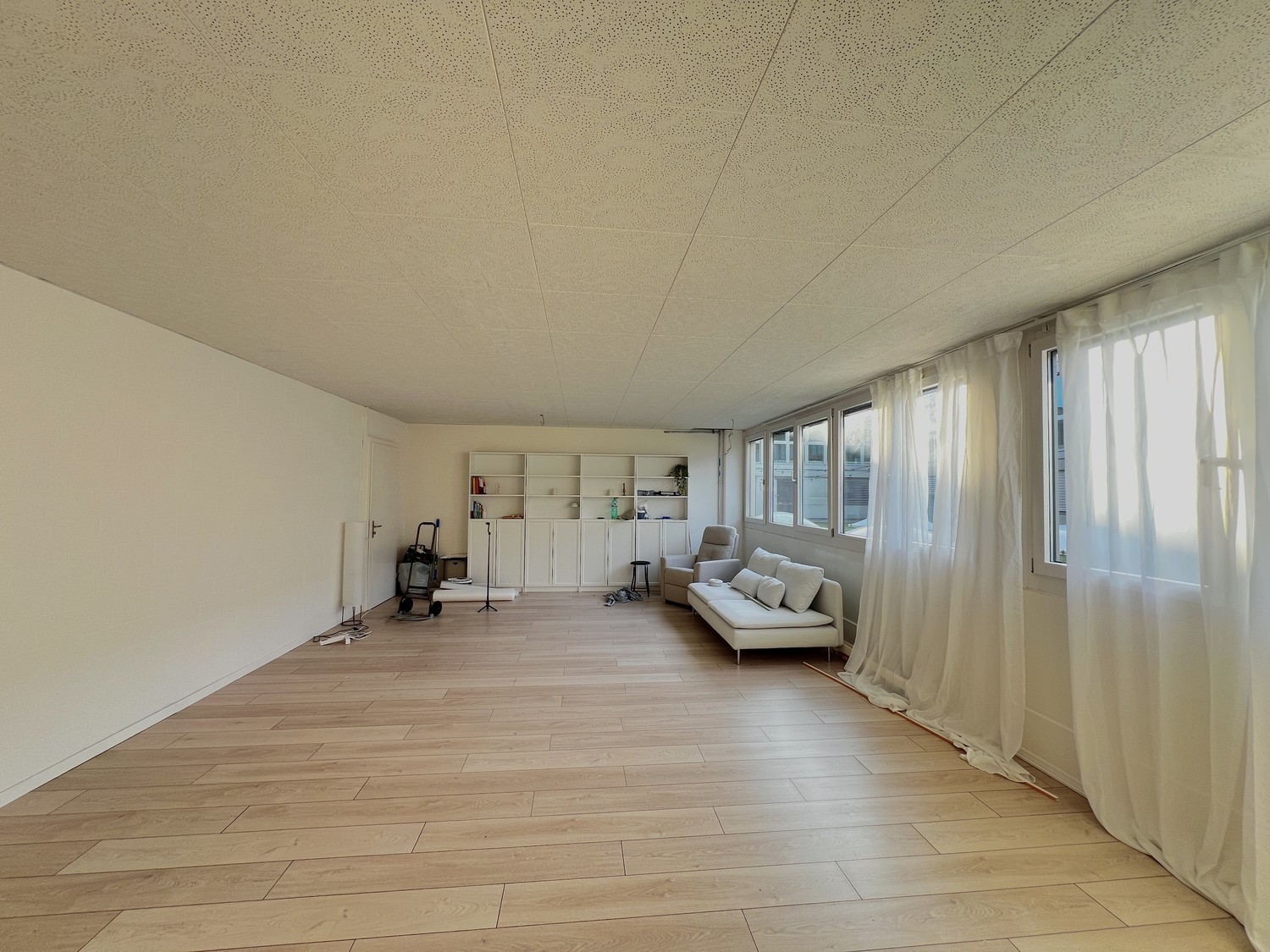 42m² office