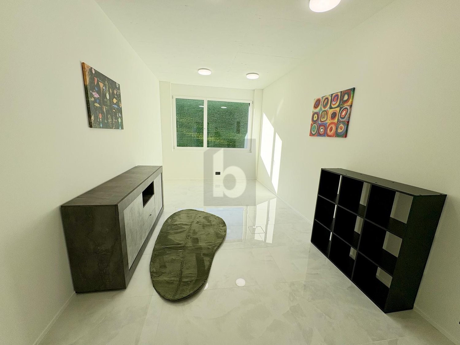 22m² office