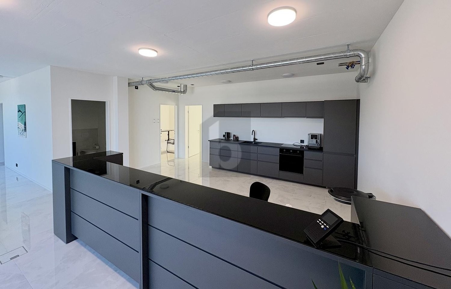 22m² office