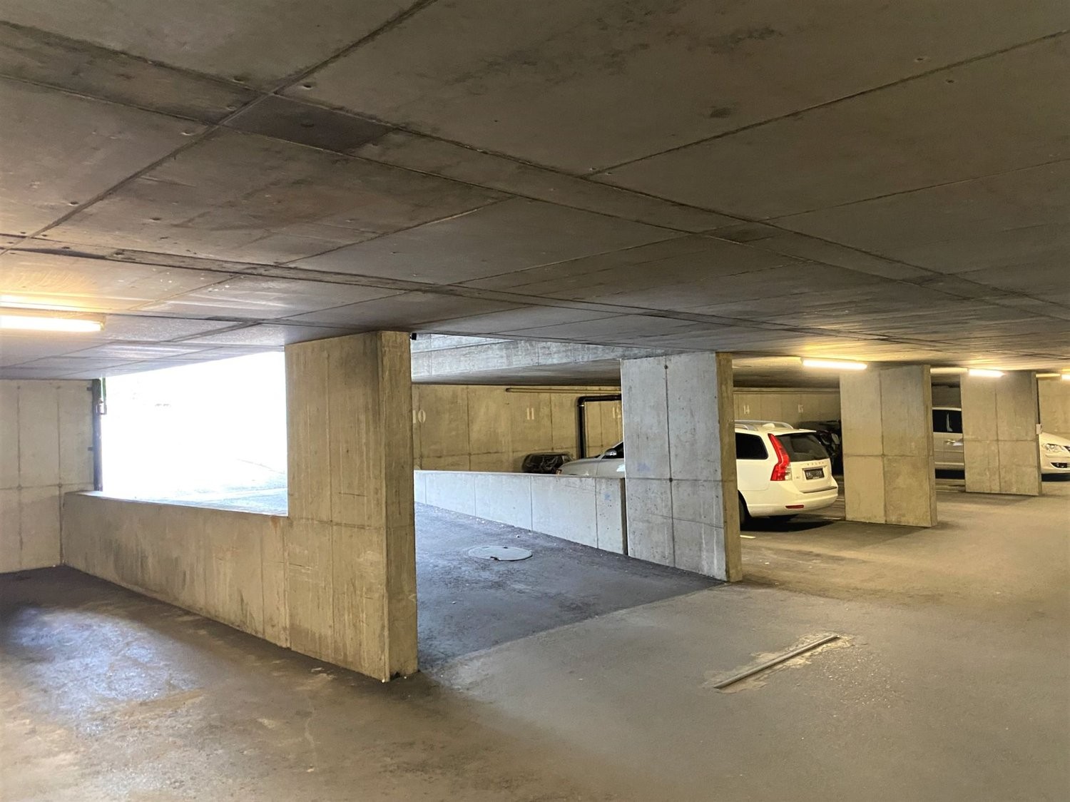 Garage, Foto 1 von 4