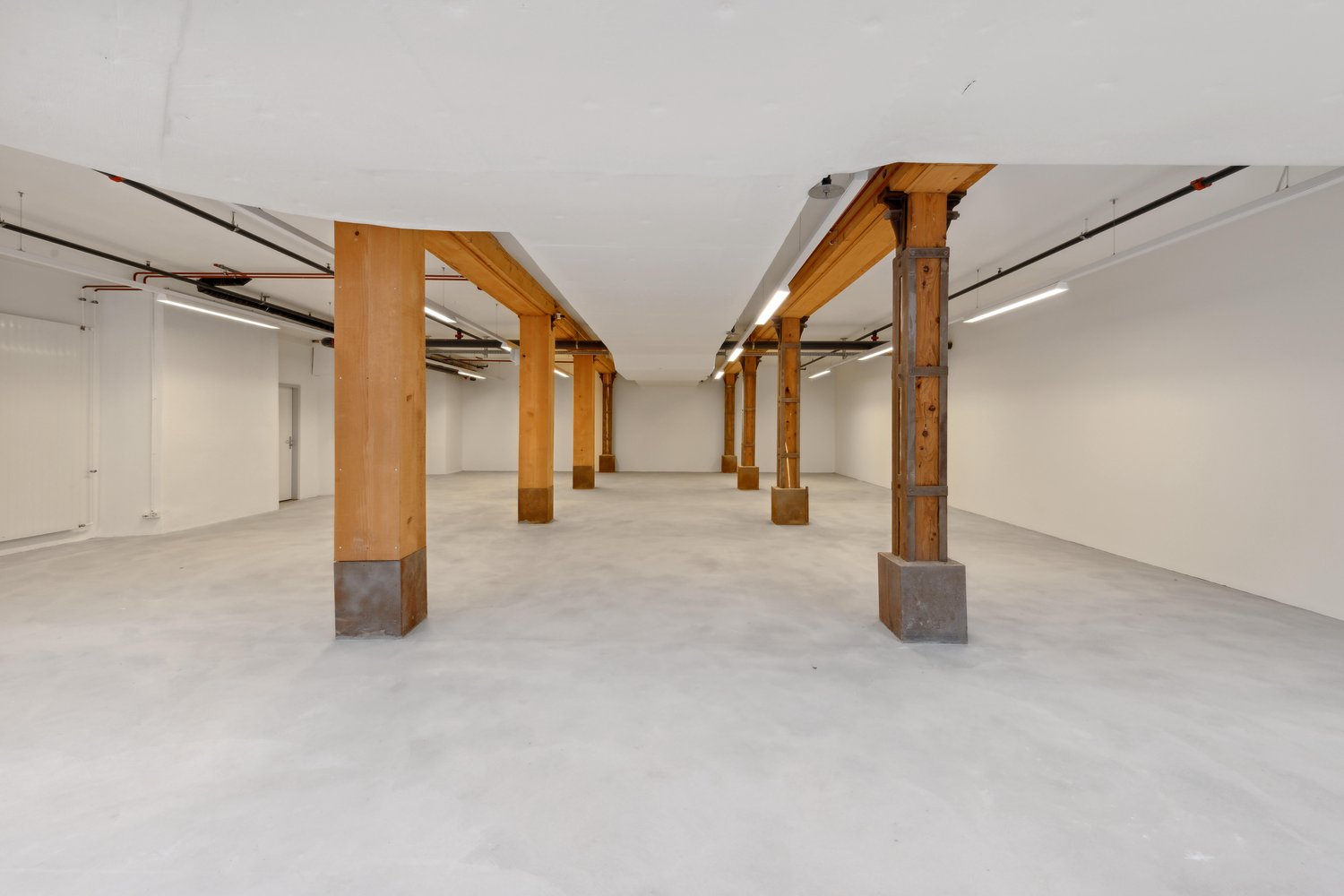 negozio di 174m², foto 4 di 7