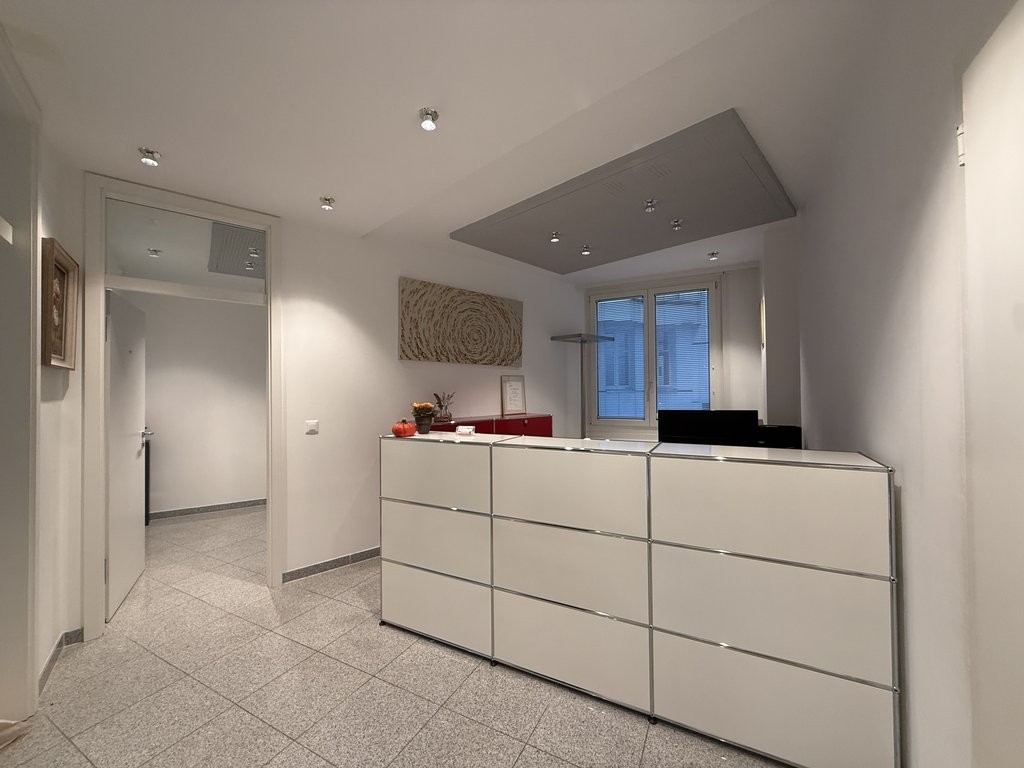 Ufficio di 51m², foto 3 di 10