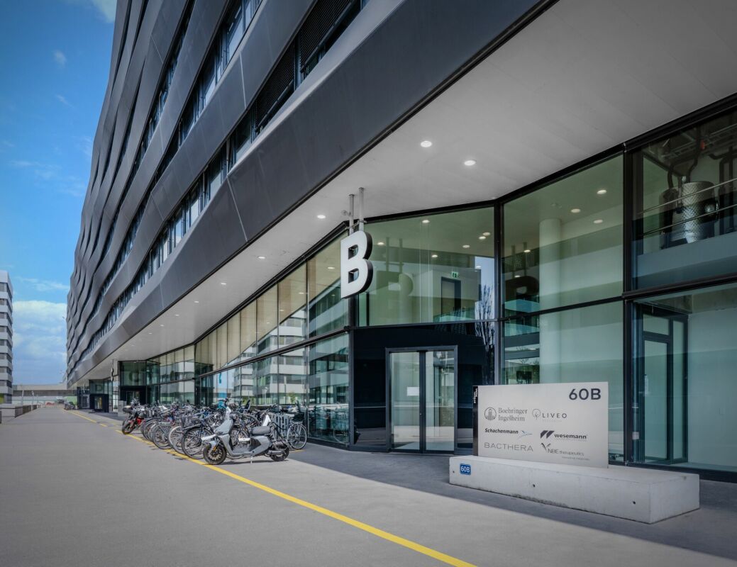 413m² office, Foto 1 von 10