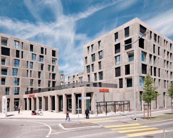 negozio di 163m²