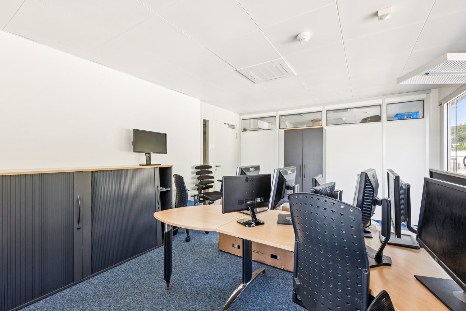 410m² Büro, Foto 8 von 10