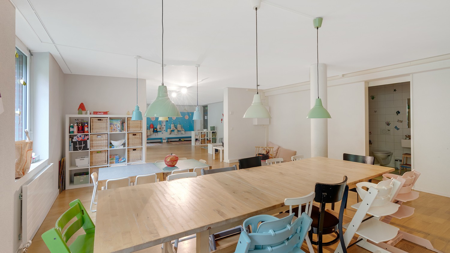 180m² office