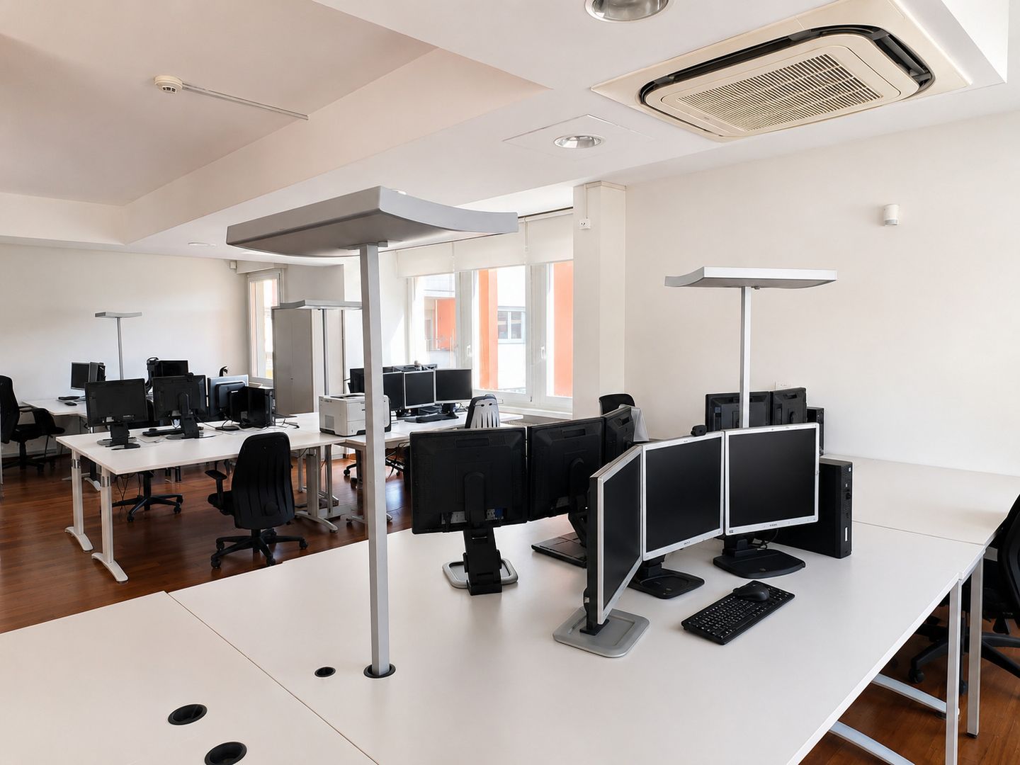 Bureau, photo 9 sur 10