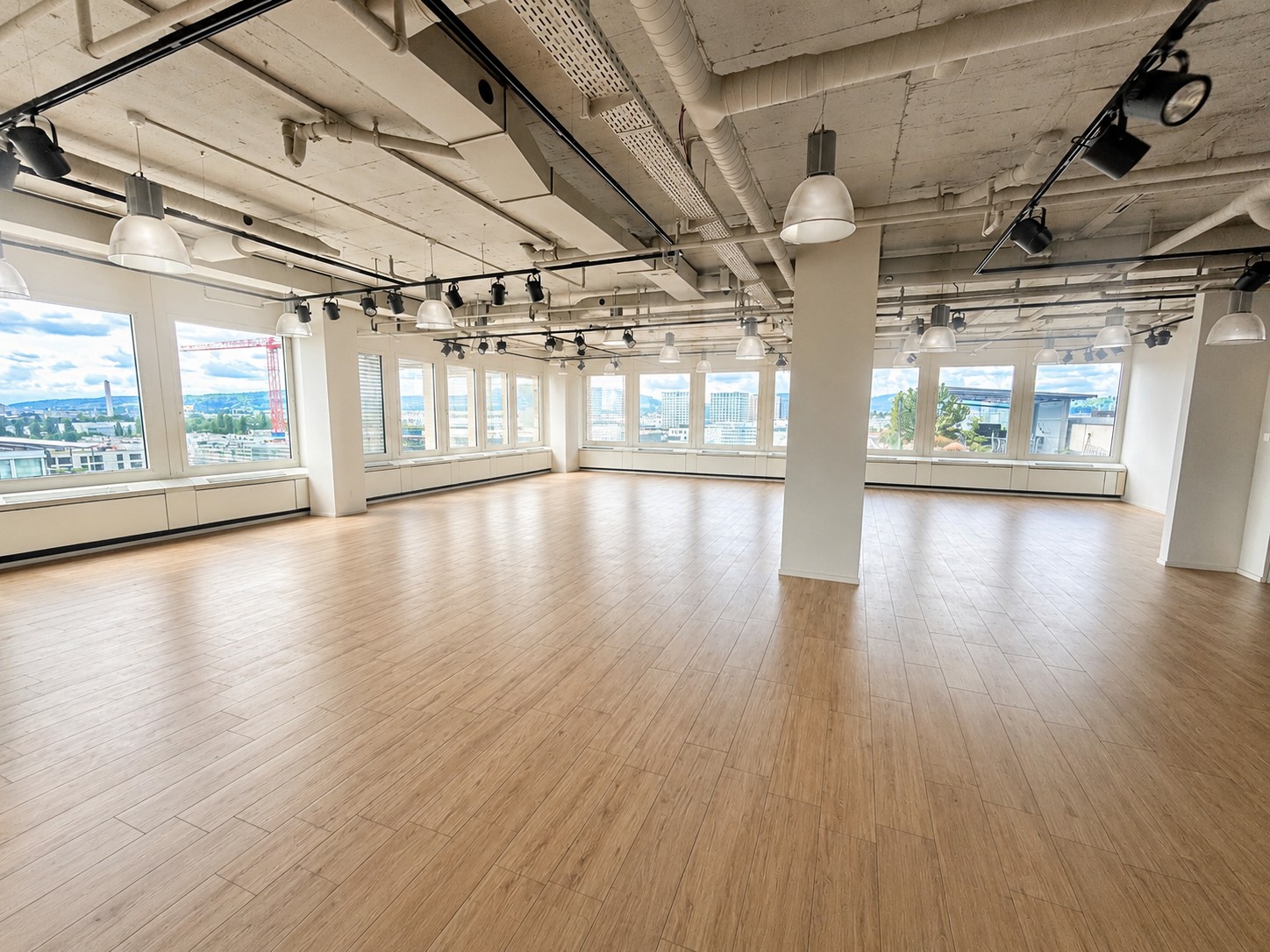 550m² commercial