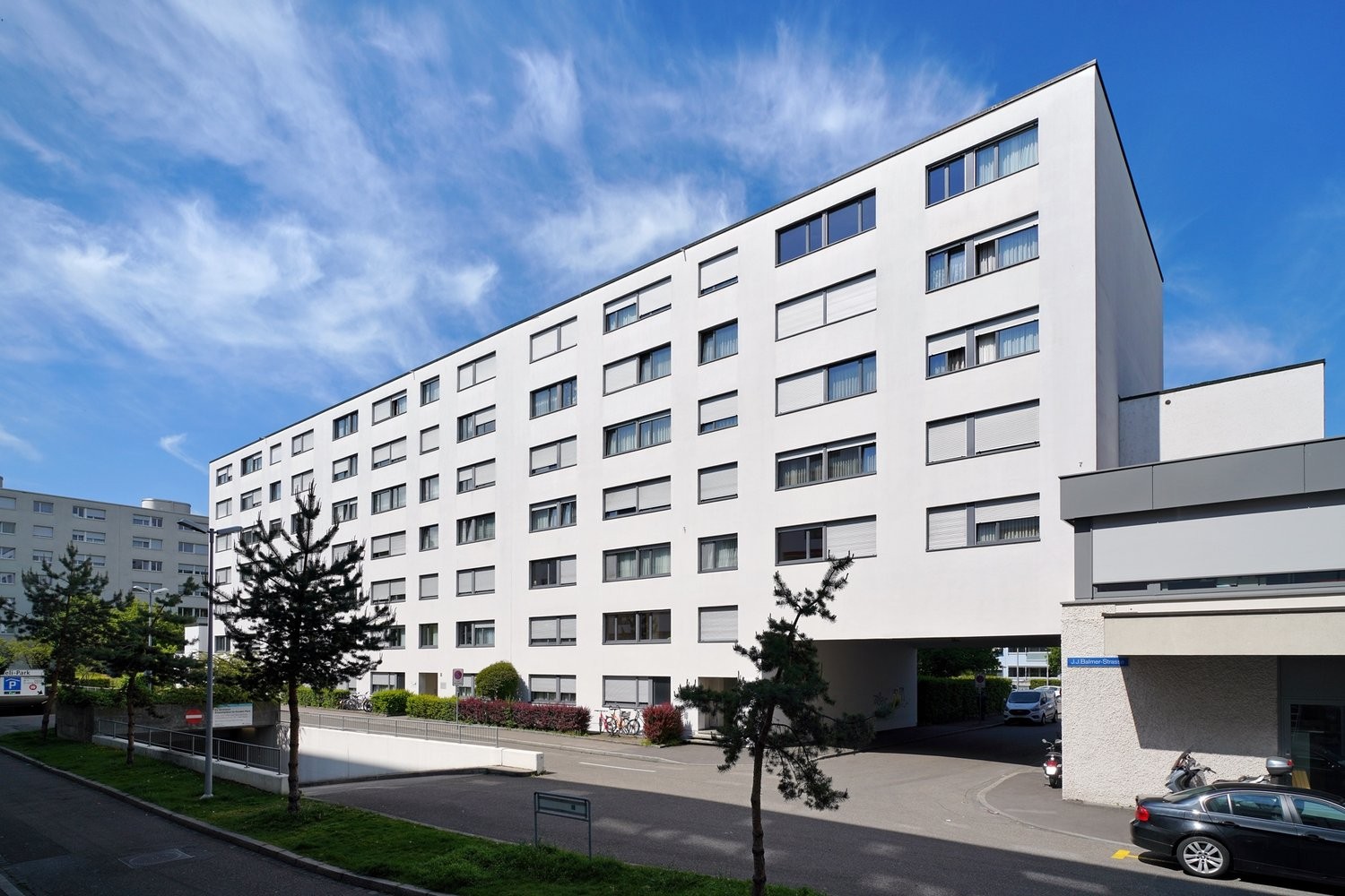 187m² office