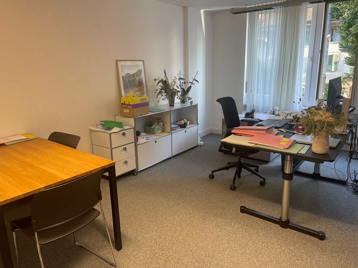 223m² office