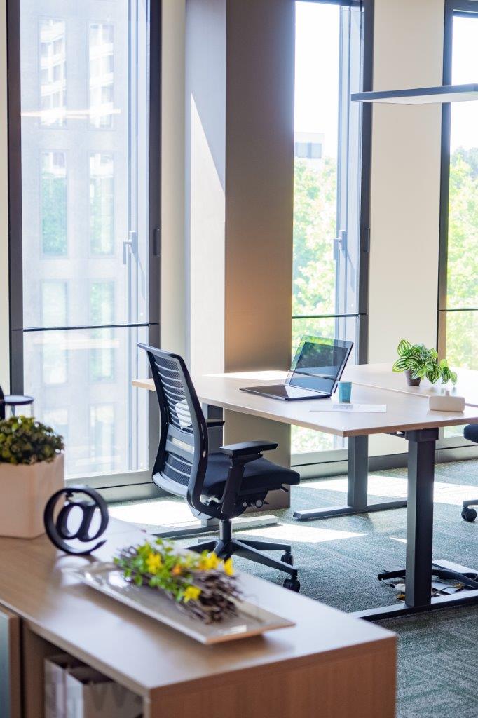 36000m² office