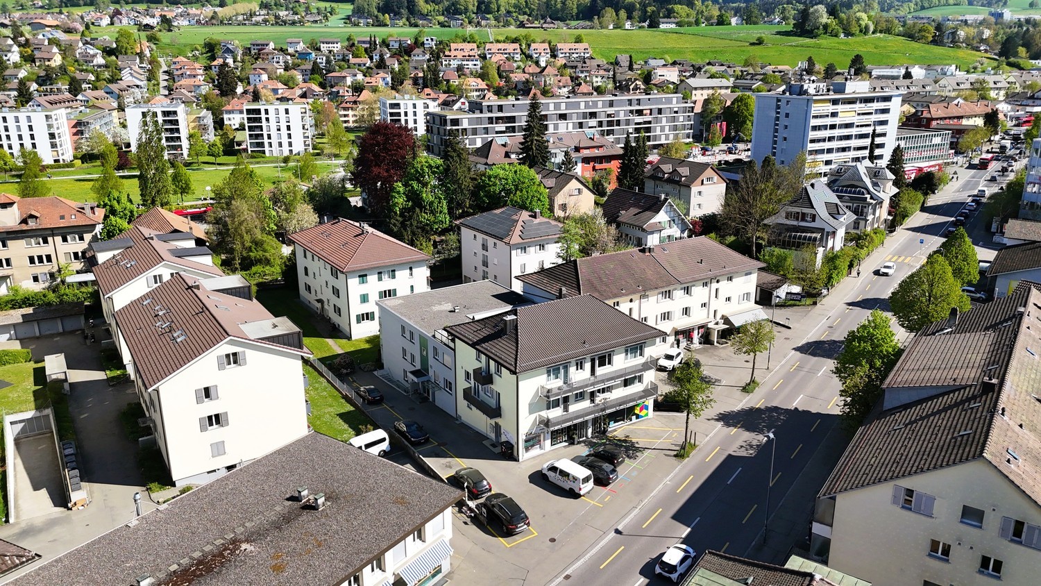 310m² commercial