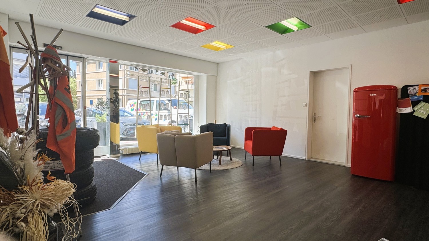310m² commercial