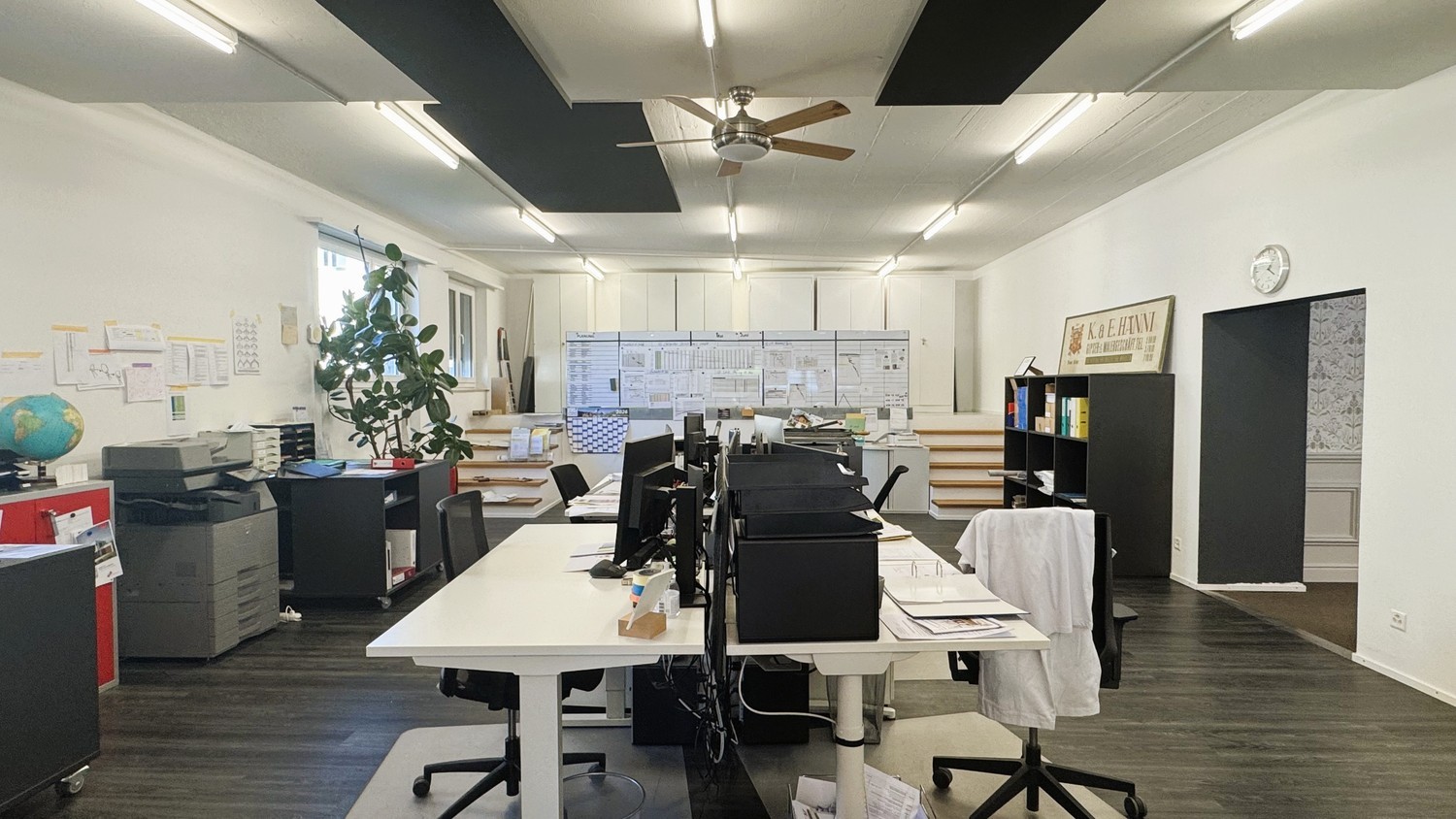310m² commercial