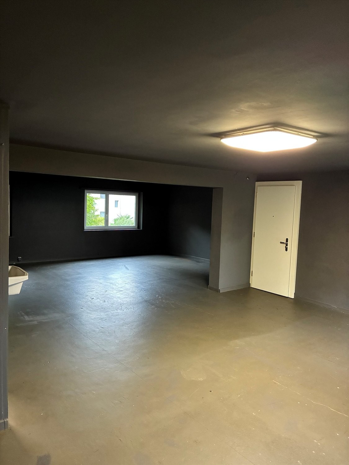 69m² office