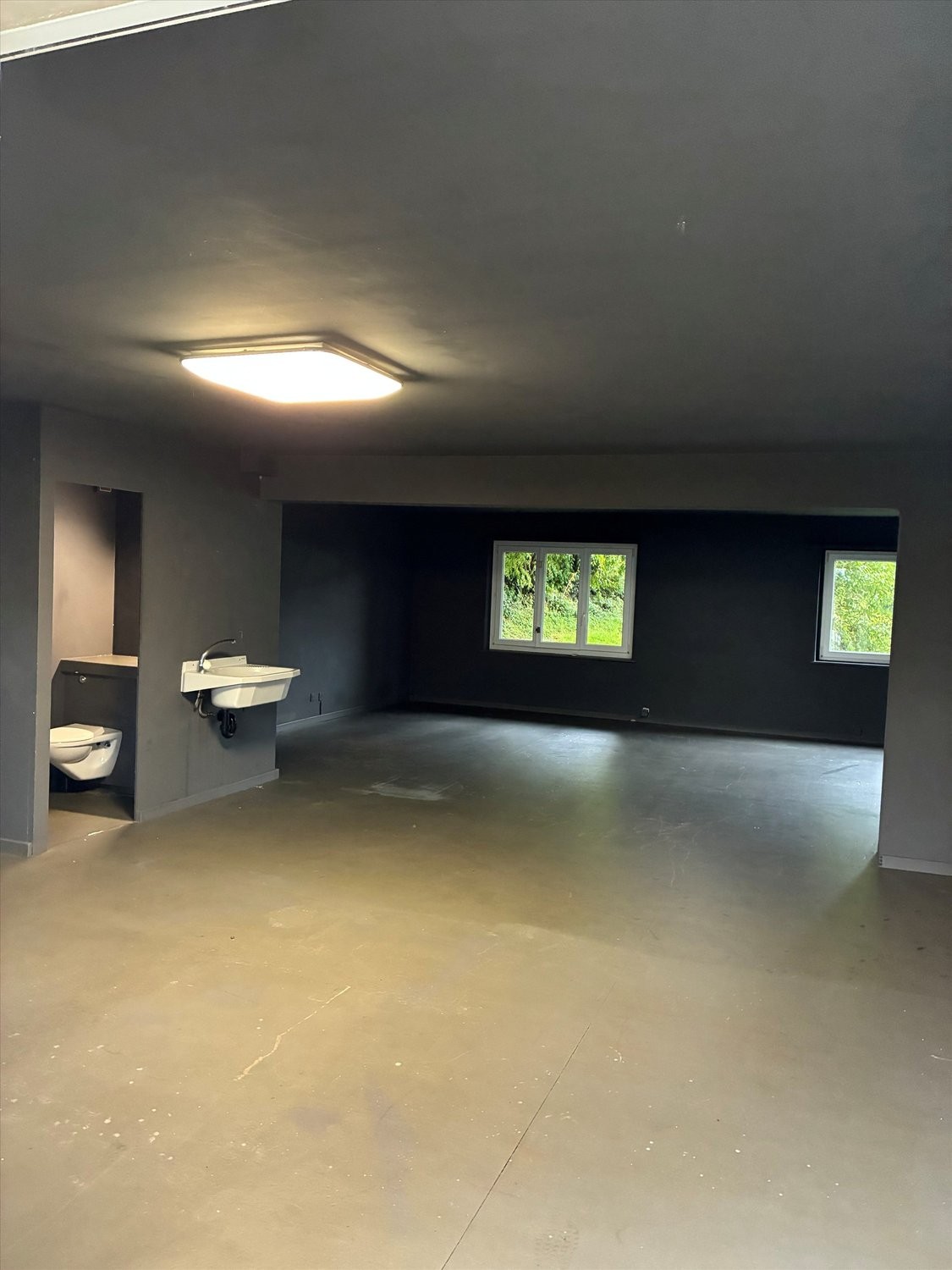 69m² office