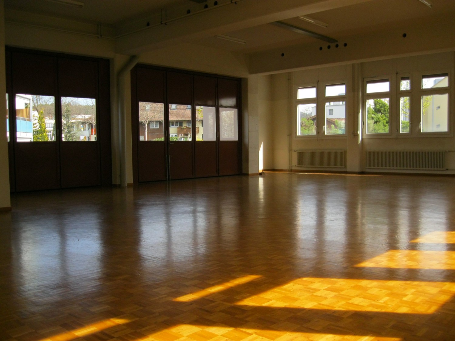 142-228m² commerciale