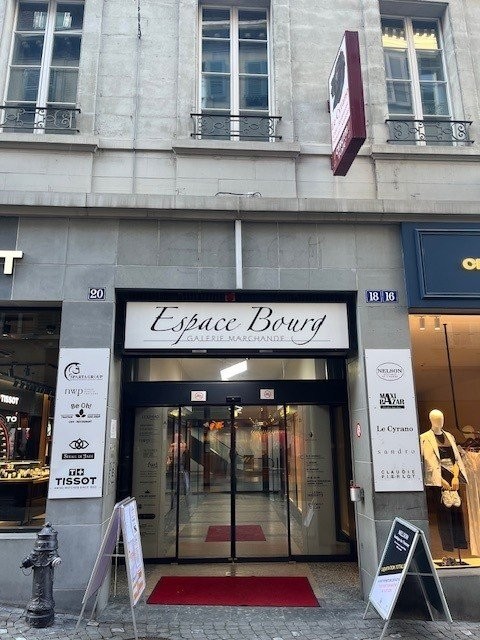 105m² Laden