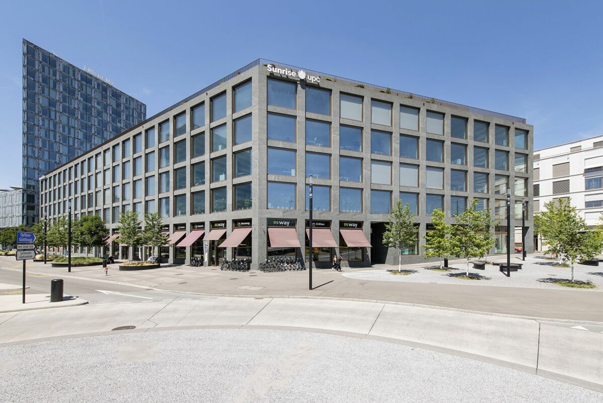 633m² office