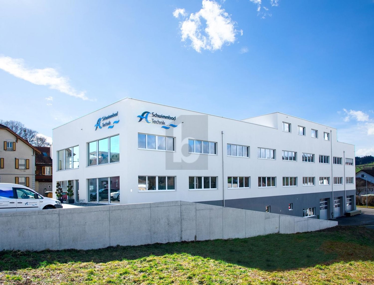 400m² atelier, Foto 1 von 4