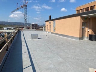 270m² office